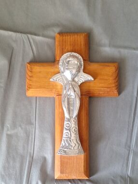 Pewter Angel On A Wooden Cross For Hanging On Wall Medium size 10" T 61/2 W